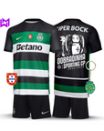 Conjunto Infantil Sporting Principal DOBRADINHA 2024/25 - MODELO EXCLUSIVO! 🦁🏆🏆