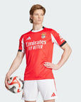 Camisola Benfica Principal 2025/26 - ÚLTIMAS UNIDADES